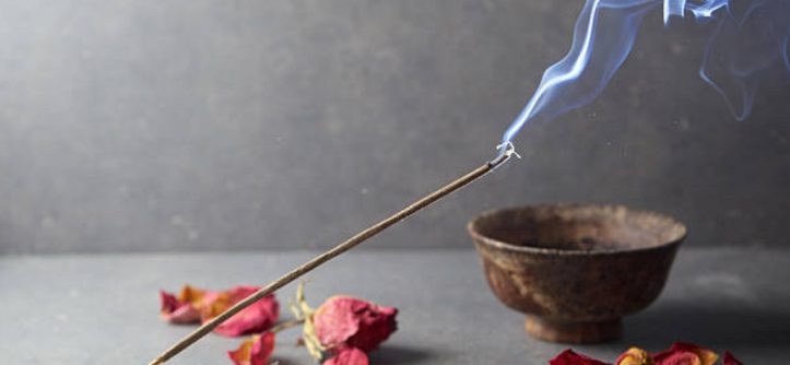 What is the meaning of incense in perfume