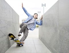 Why front foot keeps slipping off the skateboard after