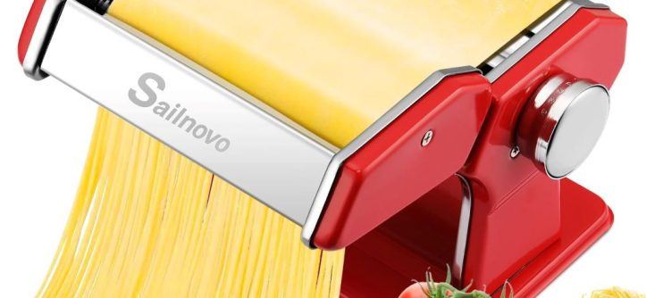 Sailnovo 2-in-1 pasta maker with fresh pasta sheets ready to cook.