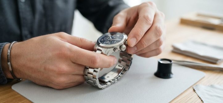 Checking a Michael Kors watch for authenticity